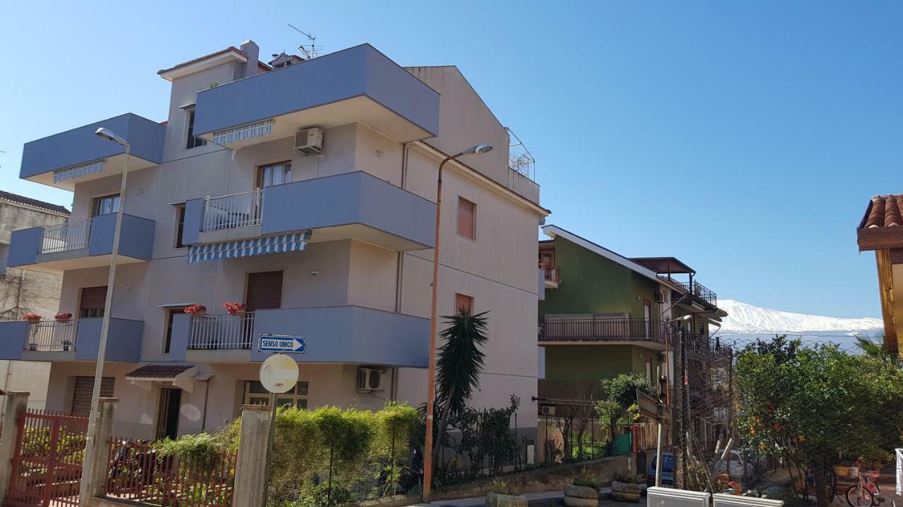 Mimosa Giardini Naxos